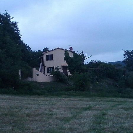 Вилла Il Laghetto Agriturismo Манчиано Экстерьер фото