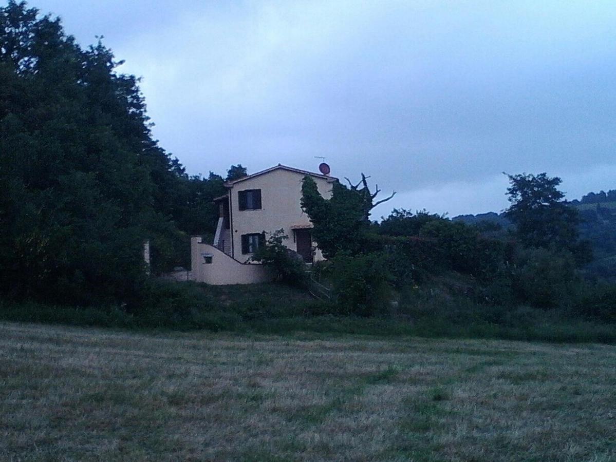 Вилла Il Laghetto Agriturismo Манчиано Экстерьер фото
