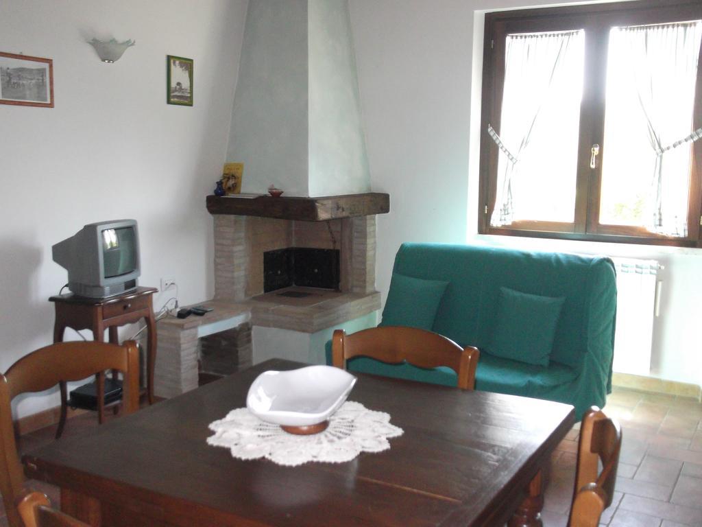 Вилла Il Laghetto Agriturismo Манчиано Номер фото